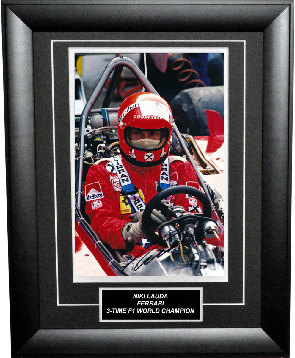 F1、ニキ・ラウダ、直筆サイン、写真 Niki Lauda Signed 8X12 inches Ferrari 1975 Monza GP Photo Frame