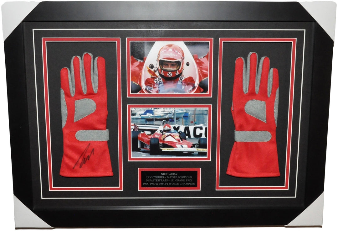 F1、ニキ・ラウダ、直筆サイン、写真 a21laudaframe28x20gloves2bon_1